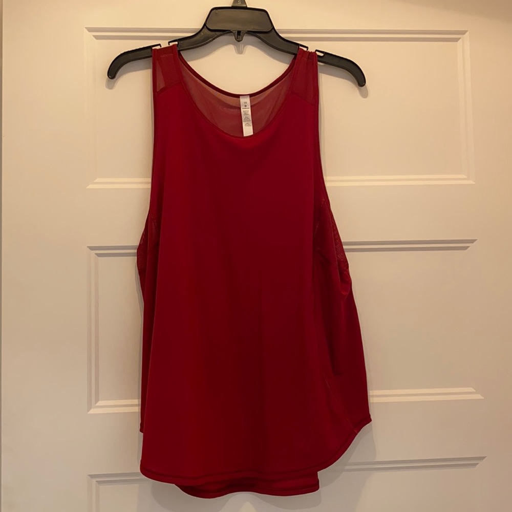 Lululemon tank top